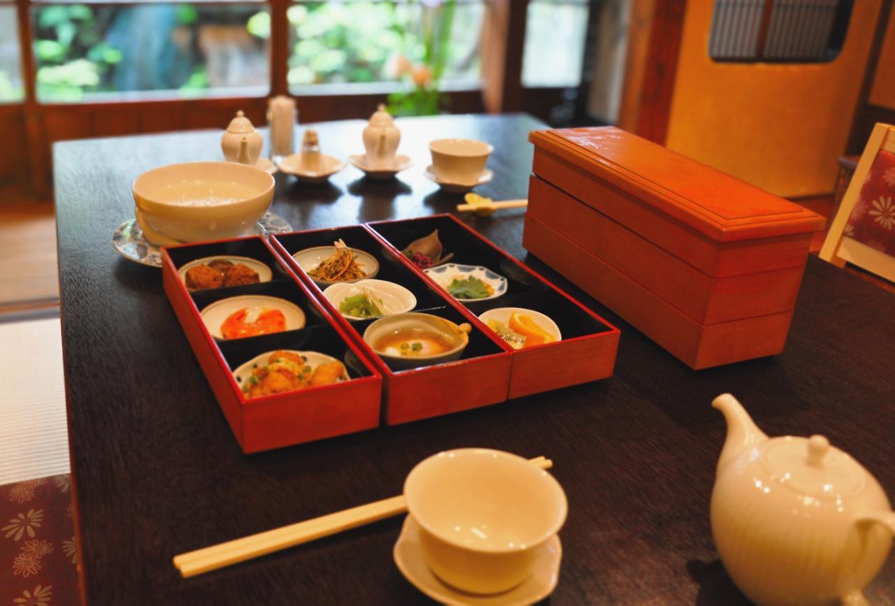 Yamanaka Ryokan Tokio Buitenkant foto