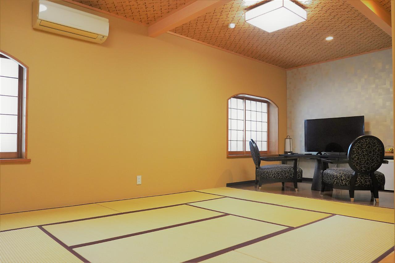 Yamanaka Ryokan Tokio Buitenkant foto